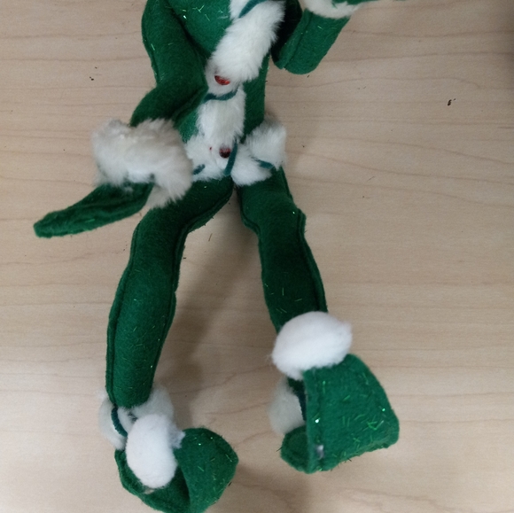 Annalee Mobilitee 14 in Green White Peppermint Twist Christmas Pixie Holiday Elf - Picture 12 of 16